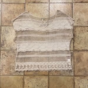 Crochet short sleeve top